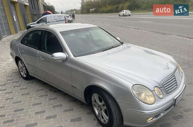 Седан Mercedes-Benz E-Class 2003 в 