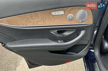 Седан Mercedes-Benz E-Class 2017 в 