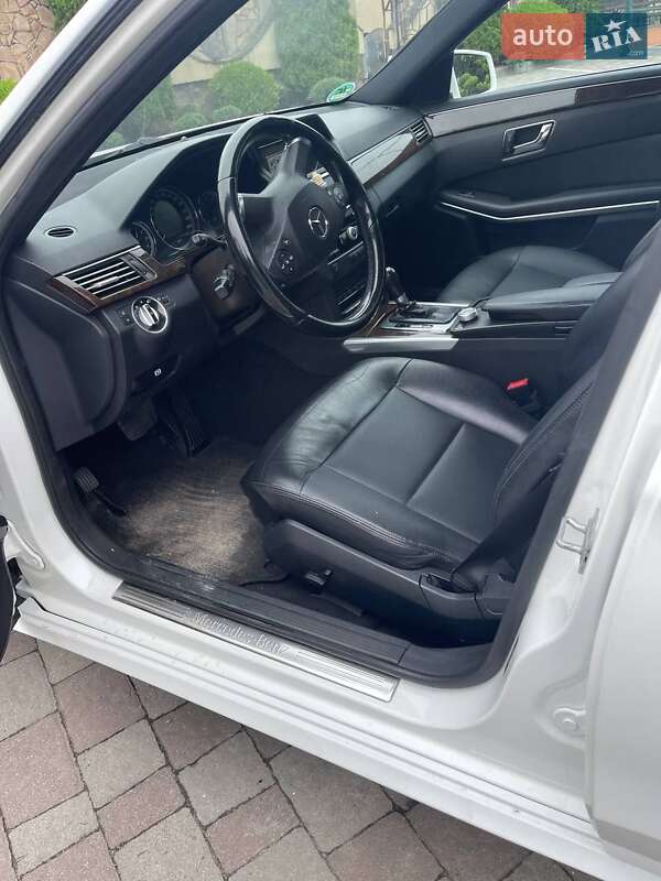 Седан Mercedes-Benz E-Class 2011 в Сарнах фото 13 Седан Mercedes-Benz E-Class 2011 в Сарнах