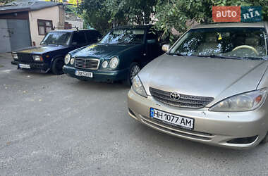 Седан Mercedes-Benz E-Class 1996 в 