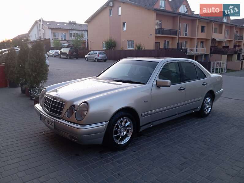 Седан Mercedes-Benz E-Class 1997 в Ременеві фото 7 Седан Mercedes-Benz E-Class 1997 в Ременеві