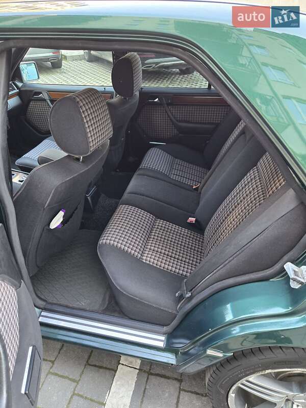 Седан Mercedes-Benz E-Class 1995 в Львове фото 19 Седан Mercedes-Benz E-Class 1995 в Львове