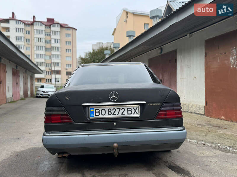 Седан Mercedes-Benz E-Class 1994 в Тернополе