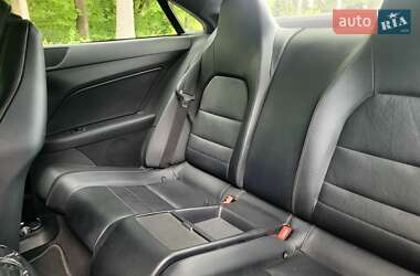 Купе Mercedes-Benz E-Class 2010 в 