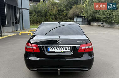 Седан Mercedes-Benz E-Class 2011 в 