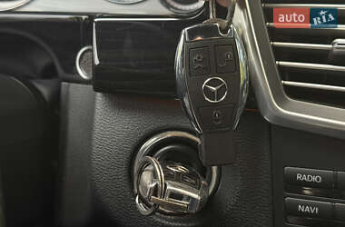 Седан Mercedes-Benz E-Class 2011 в 