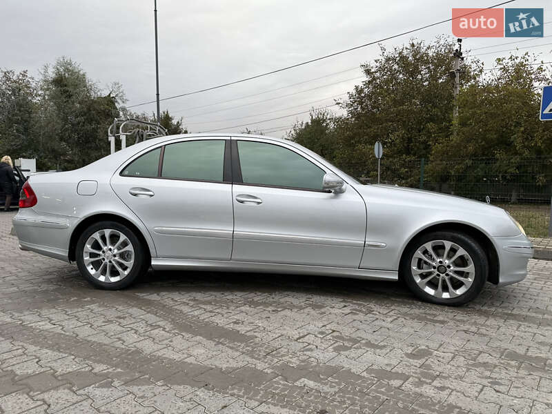Седан Mercedes-Benz E-Class 2008 в Черновцах