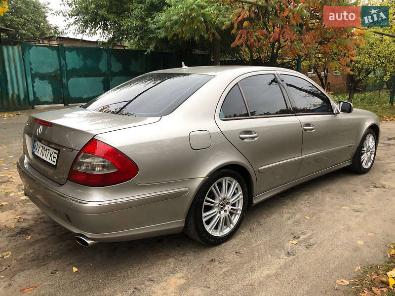 Седан Mercedes-Benz E-Class 2008 в Богодухове