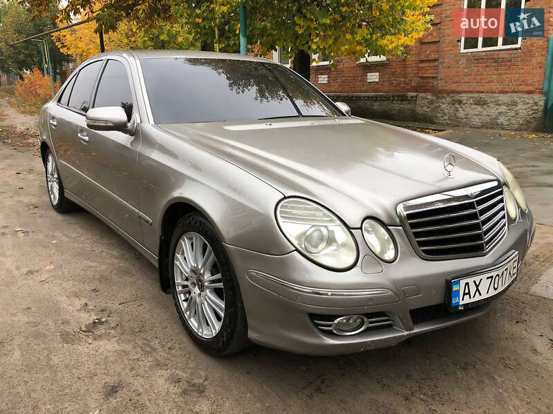 Седан Mercedes-Benz E-Class 2008 в Богодухове
