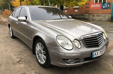 Седан Mercedes-Benz E-Class 2008 в  фото 3 Седан Mercedes-Benz E-Class 2008 в