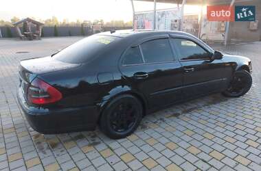 Седан Mercedes-Benz E-Class 2008 в 