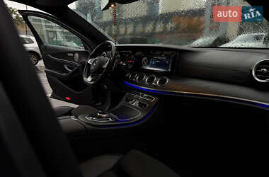 Седан Mercedes-Benz E-Class 2018 в 