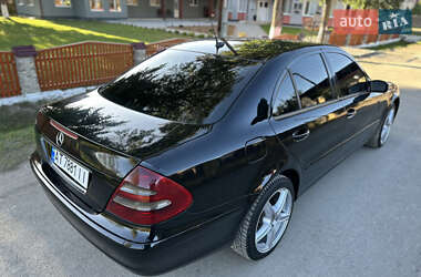 Седан Mercedes-Benz E-Class 2002 в 