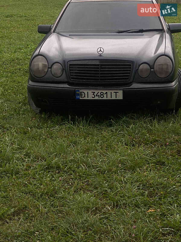 Седан Mercedes-Benz E-Class 1998 в Івано-Франківську