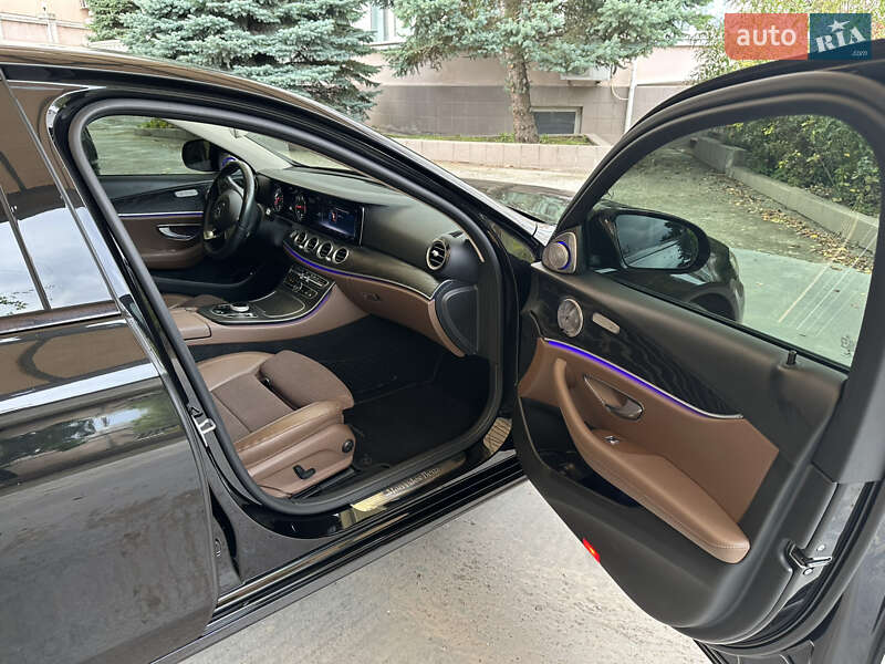 Седан Mercedes-Benz E-Class 2017 в Одессе фото 19 Седан Mercedes-Benz E-Class 2017 в Одессе