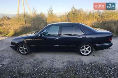 Седан Mercedes-Benz E-Class 1998 в Львові