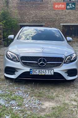 Седан Mercedes-Benz E-Class 2016 в  фото 16 Седан Mercedes-Benz E-Class 2016 в