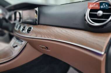 Седан Mercedes-Benz E-Class 2018 в 