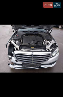 Седан Mercedes-Benz E-Class 2016 в  фото 42 Седан Mercedes-Benz E-Class 2016 в