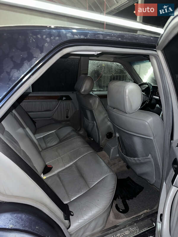 Седан Mercedes-Benz E-Class 1995 в Хмельницком