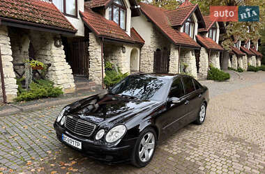 Седан Mercedes-Benz E-Class 2004 в 