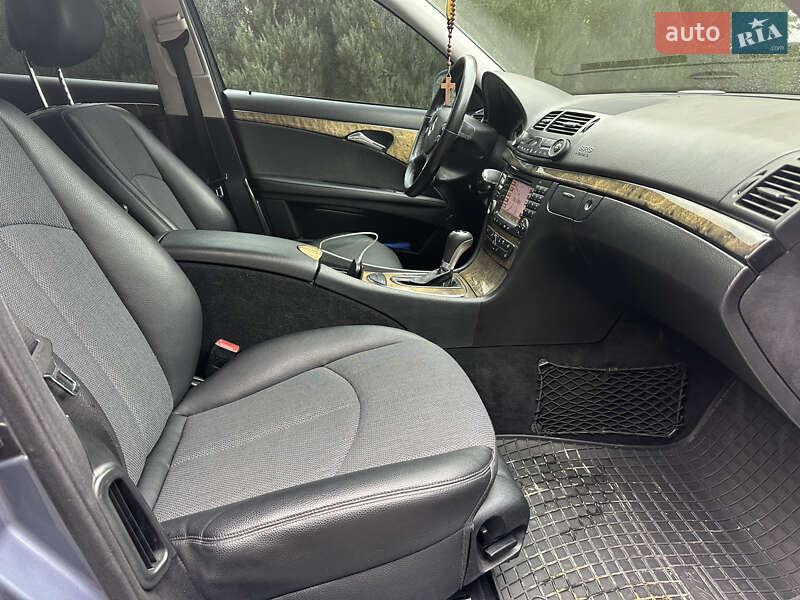 Седан Mercedes-Benz E-Class 2006 в Самборе