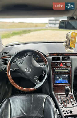 Седан Mercedes-Benz E-Class 2001 в 