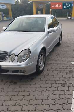 Седан Mercedes-Benz E-Class 2005 в Рівному