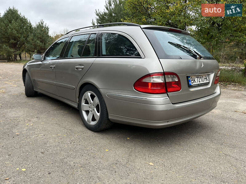 Универсал Mercedes-Benz E-Class 2003 в Костополе