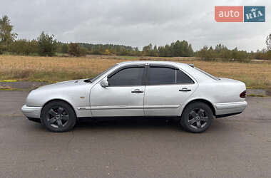 Седан Mercedes-Benz E-Class 1997 в 