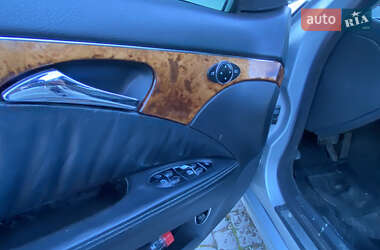 Седан Mercedes-Benz E-Class 2002 в 