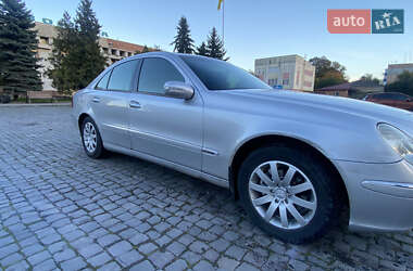 Седан Mercedes-Benz E-Class 2002 в 