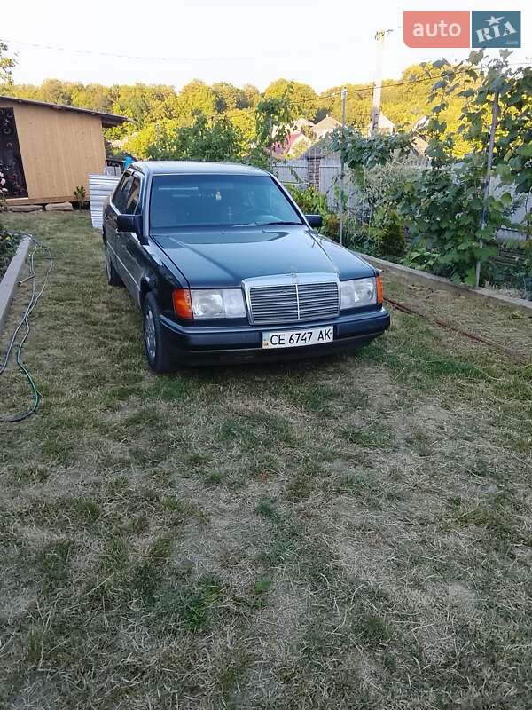 Седан Mercedes-Benz E-Class 1989 в Чернівцях фото 2 Седан Mercedes-Benz E-Class 1989 в Чернівцях