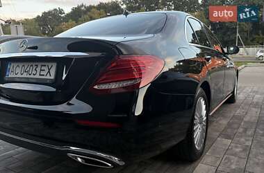 Седан Mercedes-Benz E-Class 2016 в 