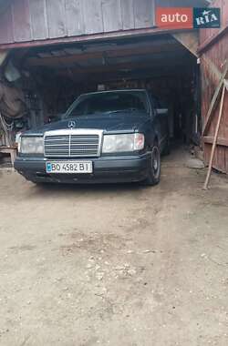 Седан Mercedes-Benz E-Class 1992 в Тернополі