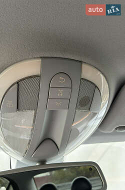 Седан Mercedes-Benz E-Class 2004 в  фото 11 Седан Mercedes-Benz E-Class 2004 в