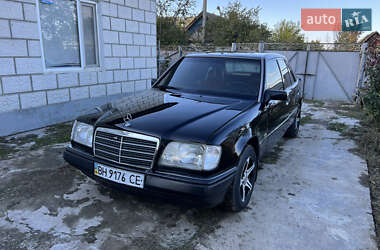 Седан Mercedes-Benz E-Class 1994 в Измаиле