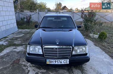 Седан Mercedes-Benz E-Class 1994 в 