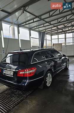 Универсал Mercedes-Benz E-Class 2012 в 