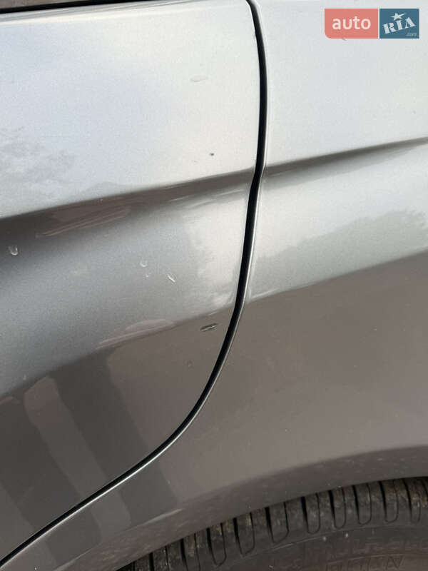 Седан Mercedes-Benz E-Class 2011 в Заставной