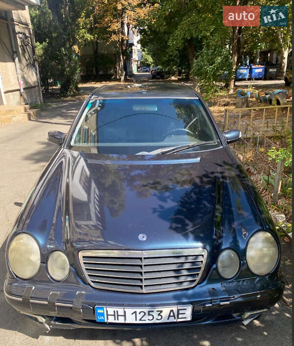 Седан Mercedes-Benz E-Class 2000 в Одессе фото 3 Седан Mercedes-Benz E-Class 2000 в Одессе