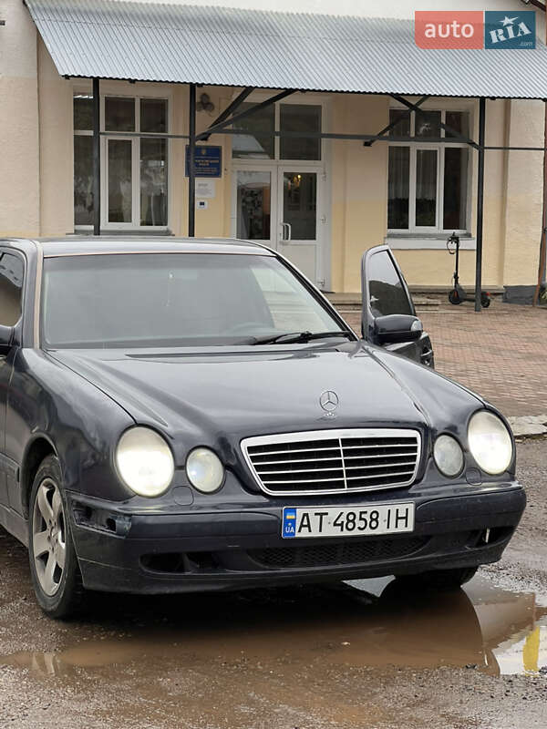 Седан Mercedes-Benz E-Class 2000 в Ивано-Франковске