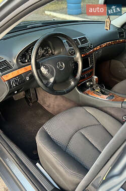 Седан Mercedes-Benz E-Class 2005 в 