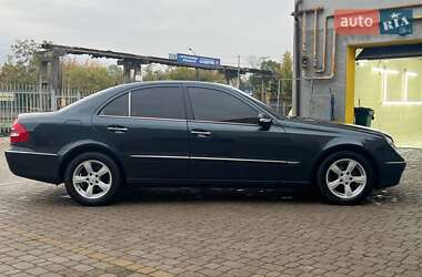 Седан Mercedes-Benz E-Class 2005 в 