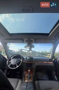 Седан Mercedes-Benz E-Class 2005 в 