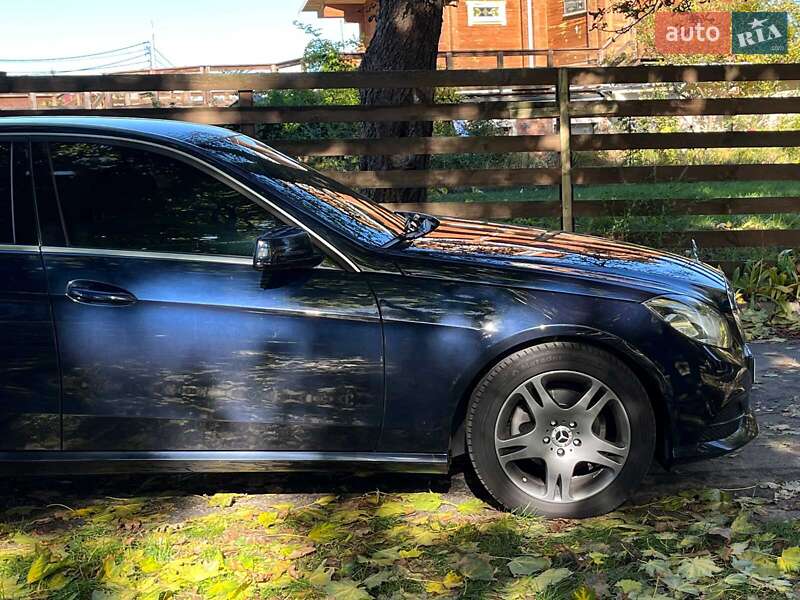 Седан Mercedes-Benz E-Class 2013 в Киеве фото 4 Седан Mercedes-Benz E-Class 2013 в Киеве