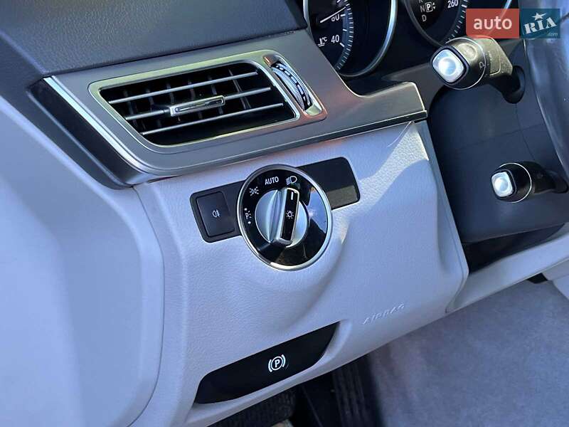 Седан Mercedes-Benz E-Class 2013 в Киеве фото 17 Седан Mercedes-Benz E-Class 2013 в Киеве