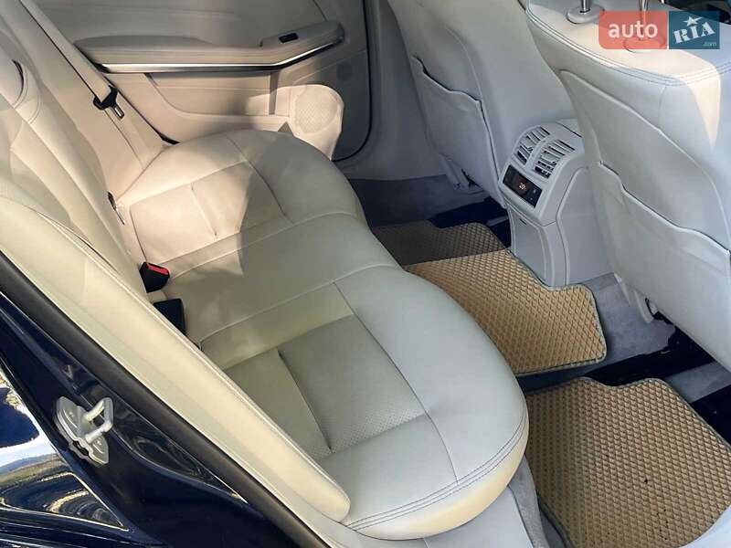 Седан Mercedes-Benz E-Class 2013 в Киеве фото 26 Седан Mercedes-Benz E-Class 2013 в Киеве