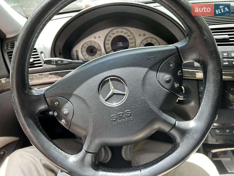 Седан Mercedes-Benz E-Class 2003 в Одесі фото 15 Седан Mercedes-Benz E-Class 2003 в Одесі
