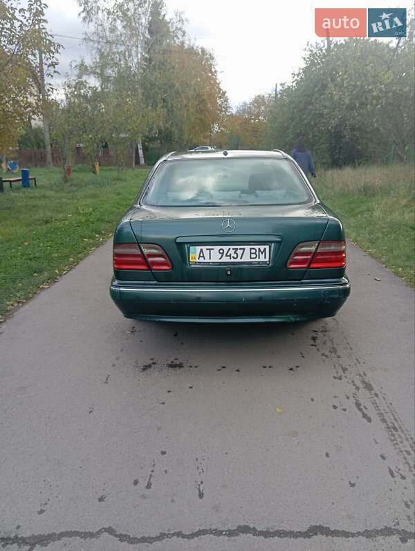 Седан Mercedes-Benz E-Class 1999 в Калуші
